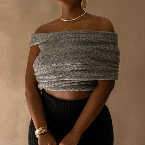 JLUXLABEL GREY SOFT LIFE CABLE KNIT SWEATER TOP - Picture 7 of 7